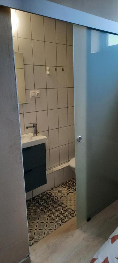 Csenge Apartman Кестели Екстериор снимка